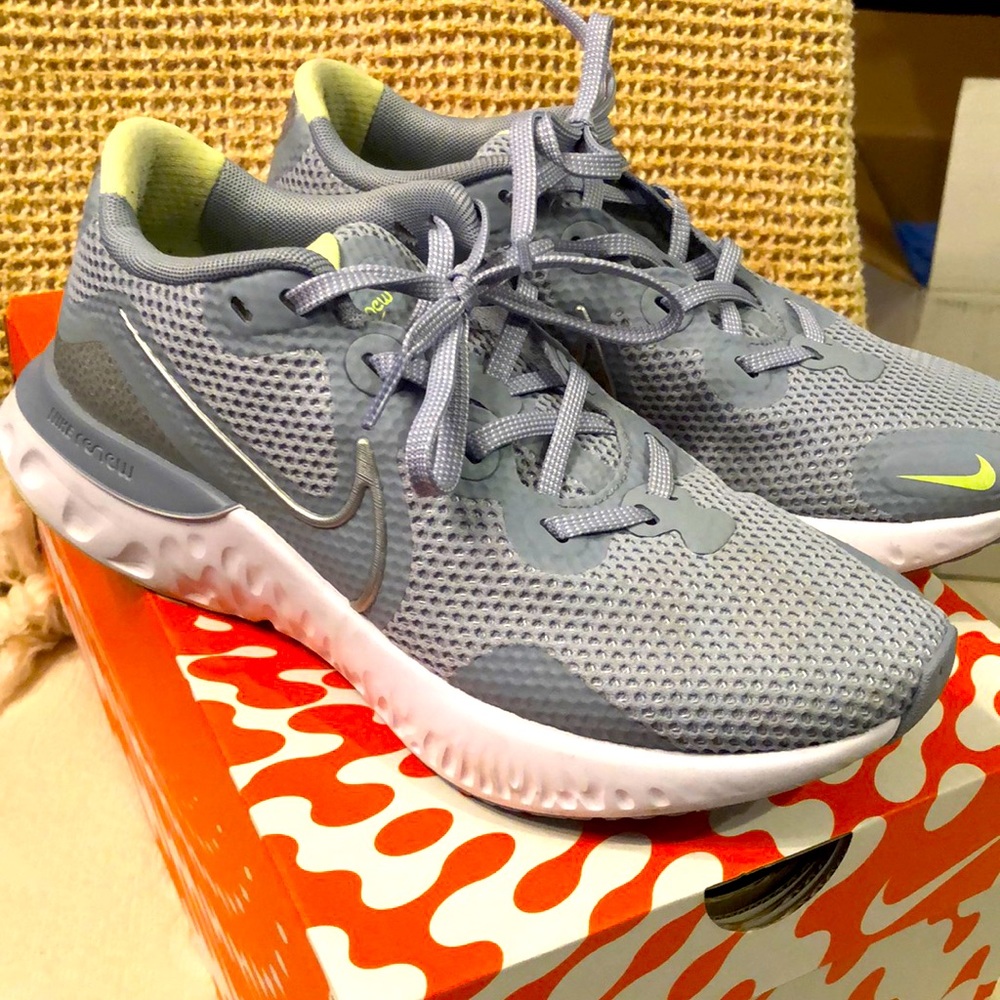 Nike Renew Run
